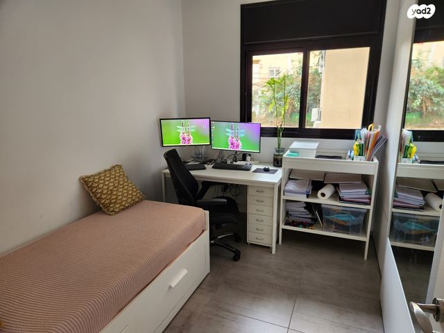 דירה, קריניצי 11, שכונת יהלום, מרכז העיר ב, רמת גן