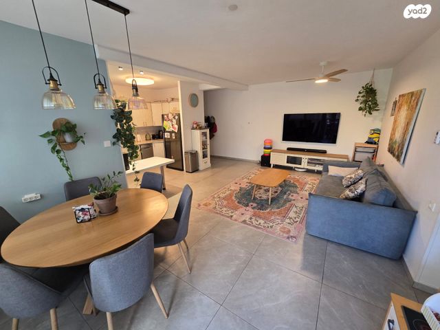 סמטת היסמין 1