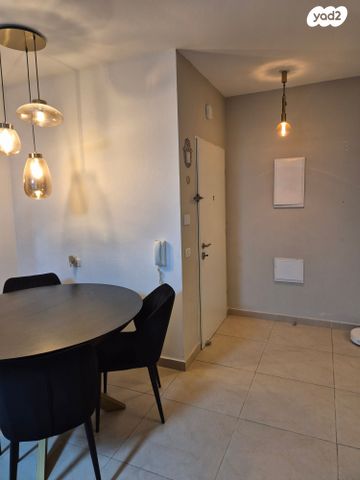 דירה, משה קהירי 21, רמות הרכס, באר שבע