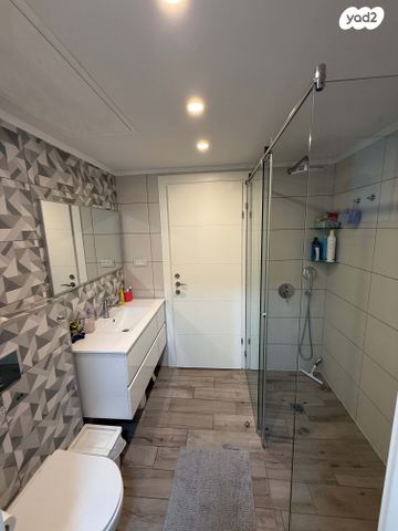 דירה, שייקה אופיר 8, יפה נוף, כפר יונה