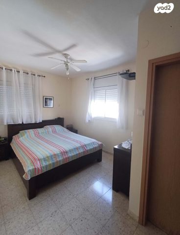 דירה, שדרות רוטשילד 15, רובע ט"ו, אשדוד