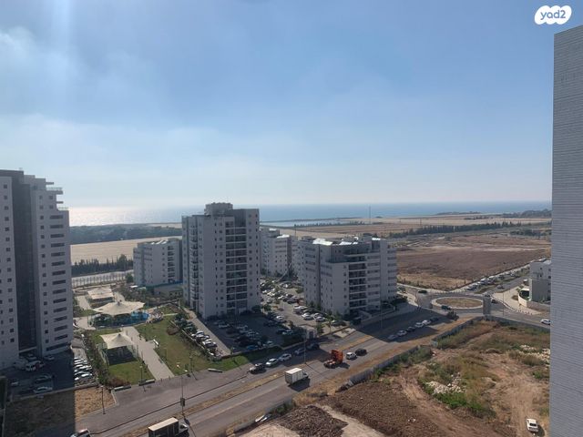 דירה, האנפה 22, החותרים, טירת כרמל