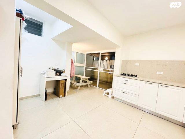 דירת גן, התחייה 5, קרית שרת, רעננה