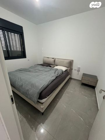 גג/ פנטהאוז, יצחק שמיר 13, נווה שרון / שער העיר, נתיבות