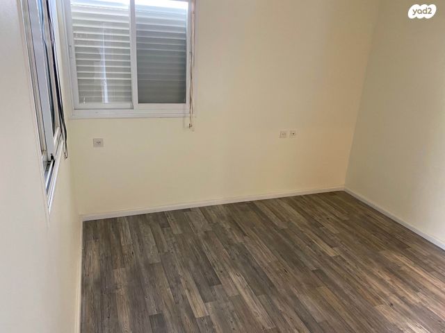 דירה, שדרות ברוך בוארון 6, גבעת אולגה, חדרה