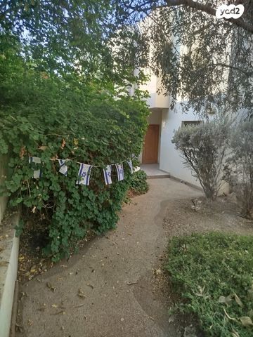 דו משפחתי, נחלת אבות 1, רבבה, רבבה