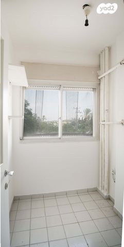 דירה, הצבעוני 41, נאות אשכול, יבנה