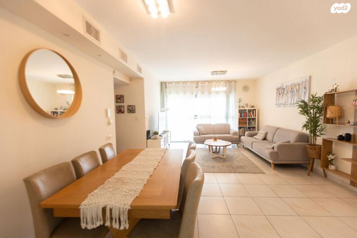 דירה, הפלמ"ח 23, נווה אליאס, טירת כרמל