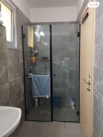 דירה, משה לוי 1, נאות שמיר, רמלה