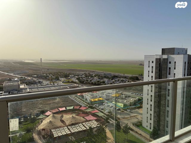 גג/ פנטהאוז, שלום דנינו 10, נתיבות מערב, נתיבות