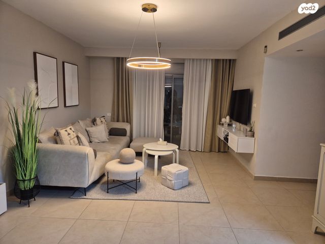 דירה, משה קהירי 21, רמות הרכס, באר שבע