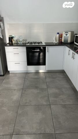 דירה, הרב אבא אבוחצירה 25, שדרות בפארק, שדרות