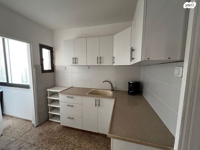 דירה, טיילת נווה 37, נווה, קצרין