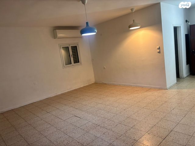 דירה, ארלוזורוב 1, פועלים א, כפר סבא