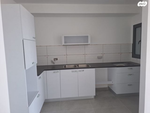 דירה, הגפן 1, כרמי הנדיב, אחוזת רוטנר, קרית מלאכי