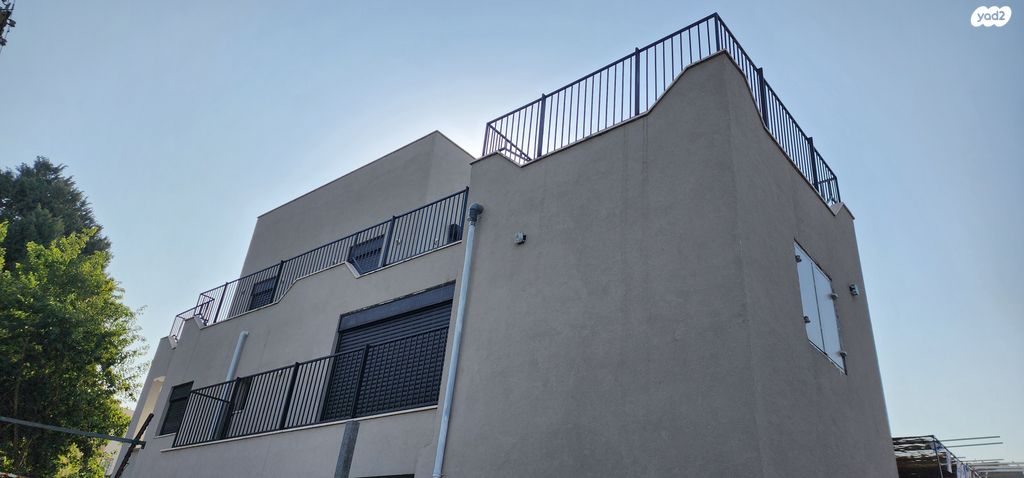 גג/ פנטהאוז, בארי 5, בית וקאנטרי, גיורא יוספטל, גבעת שמואל