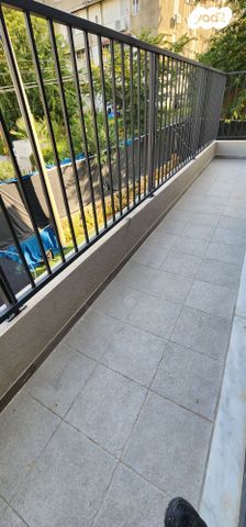 גג/ פנטהאוז, בארי 5, בית וקאנטרי, גיורא יוספטל, גבעת שמואל