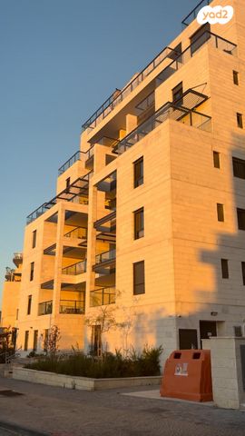 דירה, שמעון פרס 22, מורשת, מודיעין מכבים רעות