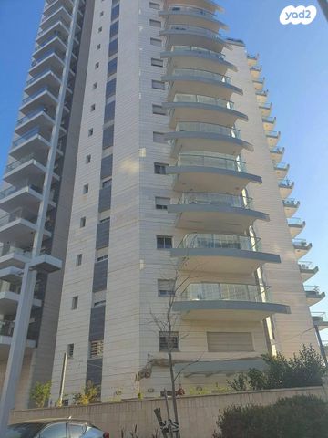 דירה, אלוף רחבעם זאבי 4, הדר המושבות החדשה / אם המושבות החדשה, פתח תקווה