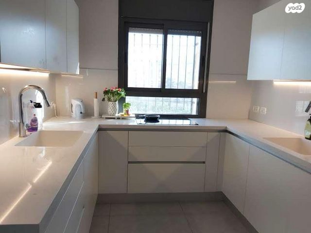 דירה, יעקב אלעזר 16, רמות, ירושלים