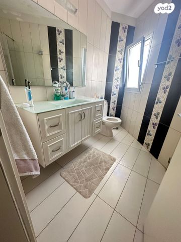 דירה, ד"ר יוחנן בדר 4, מרום נווה, רמת יצחק, רמת גן