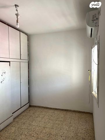 דירה, שבט 28, עזרא, הארגזים, תל אביב יפו