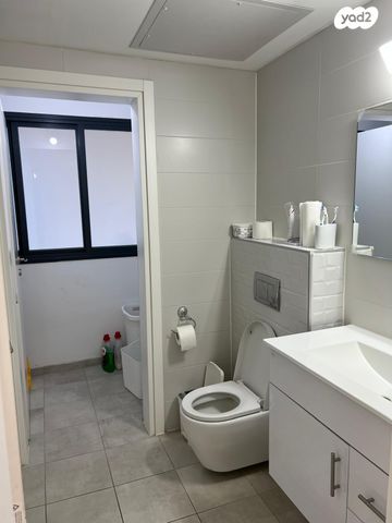 דירה, דולפין 2, גלי כרמל, טירת כרמל