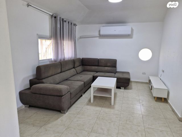 דירה, בארות 2, קרית יערים, גבעת זאב