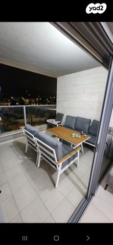 דירה, הרב זבולון גרז 10, רחובות הצעירה, רחובות