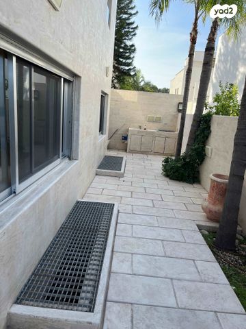 בית פרטי/ קוטג', זרובבל 10, גולן, רמת השרון