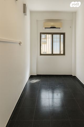 דרך זאב ז'בוטינסקי 75