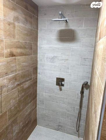 יחידת דיור, קפלנסקי 18, שיכון עובדים, טבריה