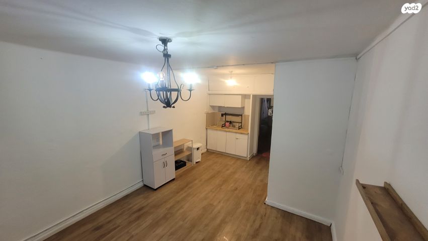 דירה, קהילת לודז' 46, הדר יוסף, תל אביב יפו