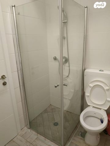 דירה, שיבת ציון 1, שער פלמר, תחנת רכבת השמונה, חיפה