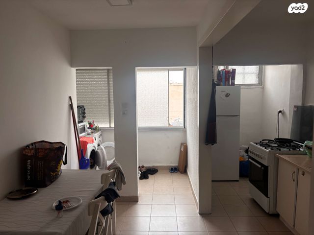 דירה, הוגו מולר 63, מרכז העיר, קרית אתא