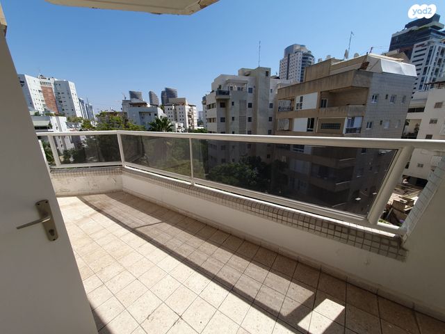 דירה, הכבאים 4, נווה יהושע, ערמונים, רמת גן