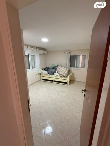 יחידת דיור, נפתלי 26, עפרה, עפרה