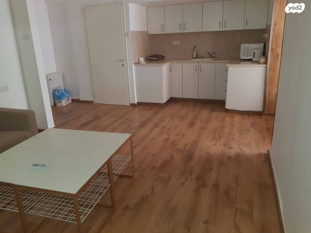 דירה, מחניים 1, מחניים, מחניים