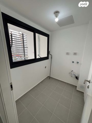 דירה, שדרות דוד המלך 60, אור ים, אור עקיבא