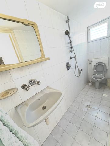 גג/ פנטהאוז, יונתן בן שאול 19, תל גיבורים, בני ברק