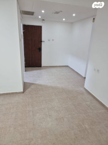 דירה, סוקולוב 27, שכונה א', באר שבע