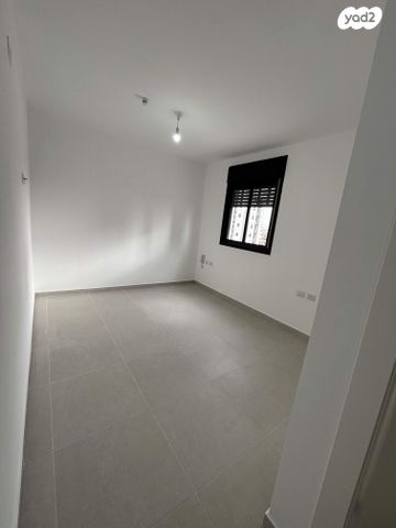 דירה, שדרות דוד המלך 60, אור ים, אור עקיבא