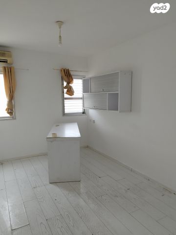 דירה, אריה בן אליעזר 106, ברנע, אשקלון