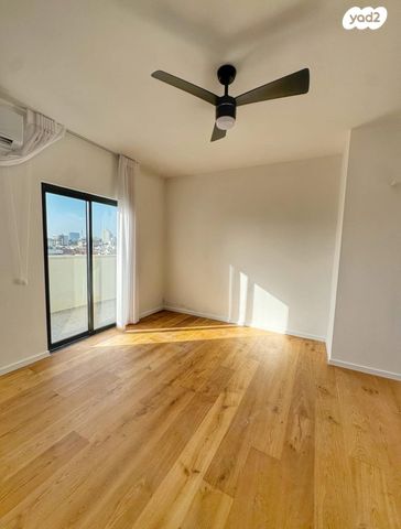 גג/ פנטהאוז, מורדי הגטאות 17, ב' / צפון מערב העיר, רחובות