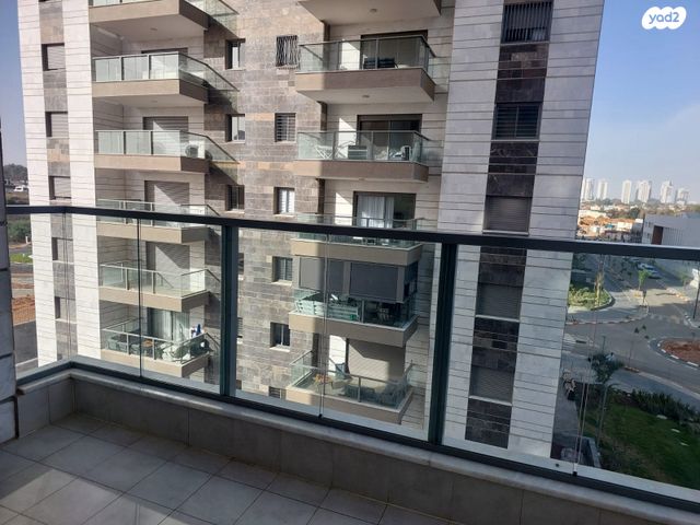 דירה, לאה גולדברג 1, תלמי מנשה, באר יעקב