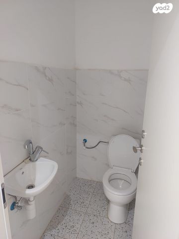 דירה, לאה גולדברג 1, תלמי מנשה, באר יעקב