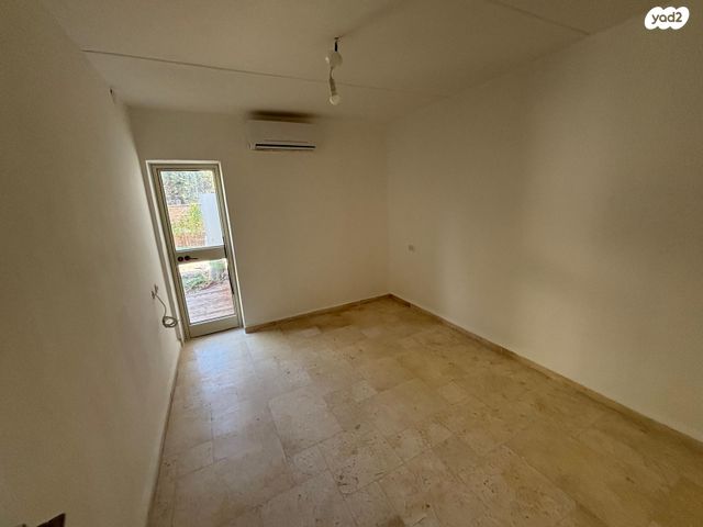 דו משפחתי, הרימון 30, גורנות הגליל, גורנות הגליל