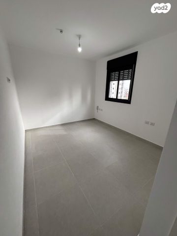 דירה, שדרות דוד המלך 60, אור ים, אור עקיבא