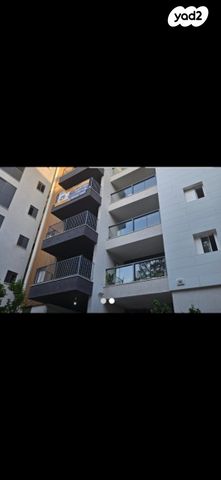 שמואל שרירא 19