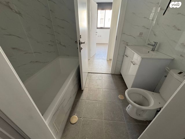 דירה, גולדה מאיר 32, פסגות אפק, ראש העין